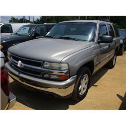 2000 CHEVROLET TAHOE SUV, VIN/SN:1GNEC13T3YJ167085 - GAS ENGINE, A/T, ODOMETER READING 206,002 (REBU
