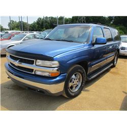 2001 CHEVROLET SUBURBAN SUV, VIN/SN:3GNEG16TX1G167460 - GAS ENGINE, A/T