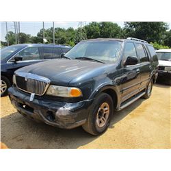1998 LINCOLN NAVIGATOR SUV, VIN/SN:5LMEU27L3WLJ08893 - GAS ENGINE, A/T, ODOMETER READING 258,748 MIL