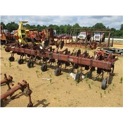 5 ROW CULTIVATOR