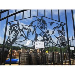 20' IRON GATE W/POST, HORSE HEAD SCENE