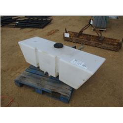 PLASTIC TANK W/CENTRIFUGAL PUMP