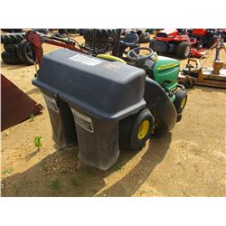 JOHN DEERE LT155 RIDING MOWER 38