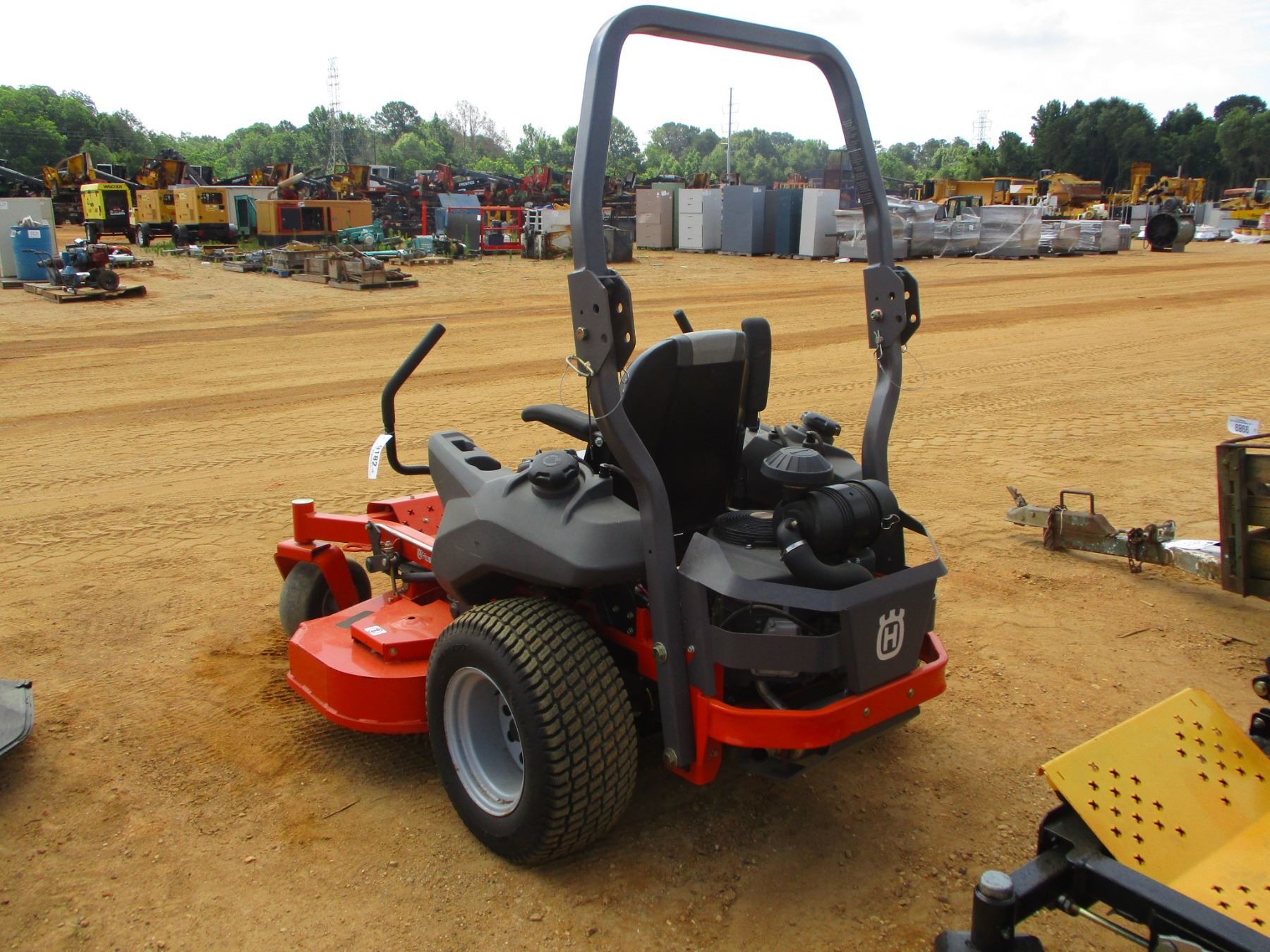 HUSQVARNA P.ZT 54 ZERO TURN LAWNMPWER J.M. Wood Auction Company, Inc.