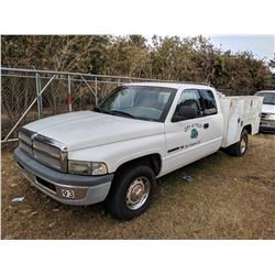 2001 DODGE RAM 2500 SERVICE TRUCK, VIN/SN:1B7KC23Z5J589340 - EXT CAB, V8 GAS ENGINE, A/T, RAWSON KOE