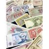 Image 2 : WORLD BANKNOTE LOT! UNC NOTES!