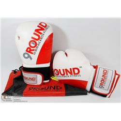 PAIR OF 9-ROUND KICK BOXING GLOVES WITH CARRY BAG