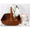 Image 1 : WICKER BASKET OF ROOSTER DECORATIONS AND MORE