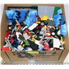 Image 1 : LARGE BOX OF LEGO PIECES