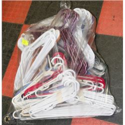 LARGE BAG OF BUNDLED MULTI-COLOURED