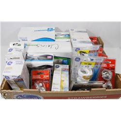 FLAT OF ASSORTED LIGHT BULBS