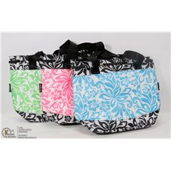 LOT OF THREE INSULATED LUNCH BAGS