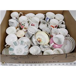 ESTATE BOX OF BONE CHINA