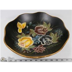 DECORATIVE CENTER PIECE BOWL