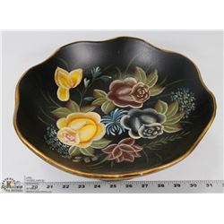 DECORATIVE CENTER PIECE BOWL