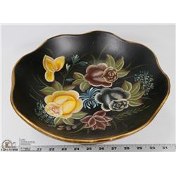 DECORATIVE CENTER PIECE BOWL