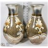 Image 1 : LOT OF TWO EFFENDI ACCENTS VASES