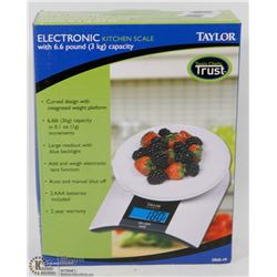 TAYLOR ELECTRONIC KITCHEN SCALE