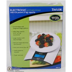 TAYLOR ELECTRONIC KITCHEN SCALE
