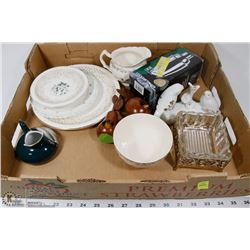 FLAT OF ESTATE HOME DECOR ITEMS