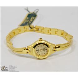 QMAX MATTE GOLD TONE LADIES WATCH.