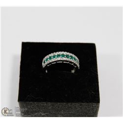 GREEN AND WHITE SPARKLING STONE RING