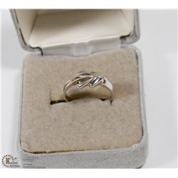 HEART DESIGN RING