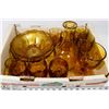 Image 1 : BOX WITH AMBER GLASS COLLECTION, INCL CANDLE