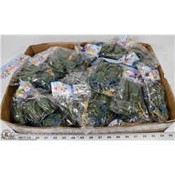 BOX OF PLASTIC TOY SOLDIERS AND TANKS.