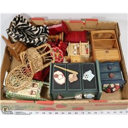 FLAT OF ASSORTED MINIATURE WOOD FURNITURE