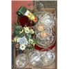Image 1 : FLAT OF MISC INCL SERVING DISHES, VASES, CANDY