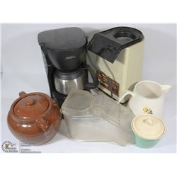 BOX WITH COFFEE MAKER, POPCORN MAKER AND MISC