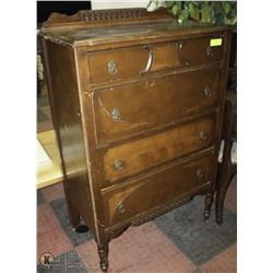 ANTIQUE DRESSER 29X17X48