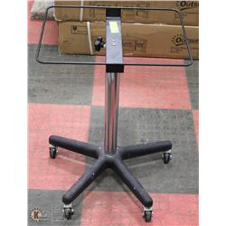 PROFESSIONAL ADJUSTABLE UTENSIL TRAY HOLDER