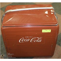 1950S VINTAGE COCA COLA COOLER WITH TRAY,