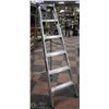 Image 1 : 6 FOOT ALUMINUM STEP LADDER