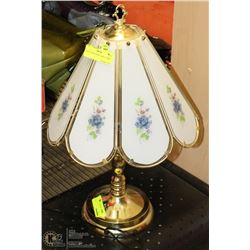 GROUP OF 2  TABLE LAMPS