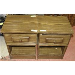 LOT OF 2 END TABLES 14X16X22
