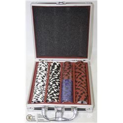 STACKED - VEGAS STYLE CLAY CHIPS IN ALUMINUM CARRY