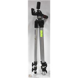 BOGEN CAMERA TRIPOD WITH EXTENDABLE LEGS