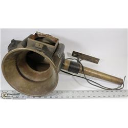 LARGE ANTIQUE STEAM TRACTOR LANTERN.