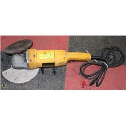 DEWALT DW840 7" ANGLE GRINDER
