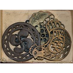 CAST IRON DOOR KNOCKER AND HOT PLATE  AND 2