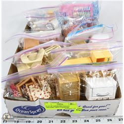 FLAT OF ASSORTED "CALICO CRITTERS" MINI FURNITURE