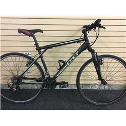 BLACK AND GREEN GT AGGRESSOR 21 SPEED FRONT SUSPENSION MOUNTAIN BIKE