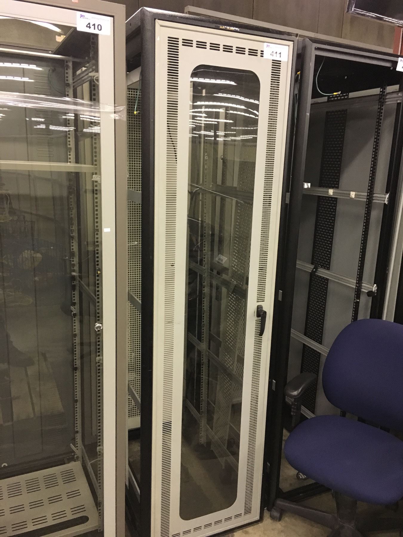 GREY 6.5` METAL AND GLASS FRONT SERVER RACK, AS-IS
