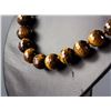 Image 8 : Set of Tiger Eye & Pearl Necklace CRV $1405
