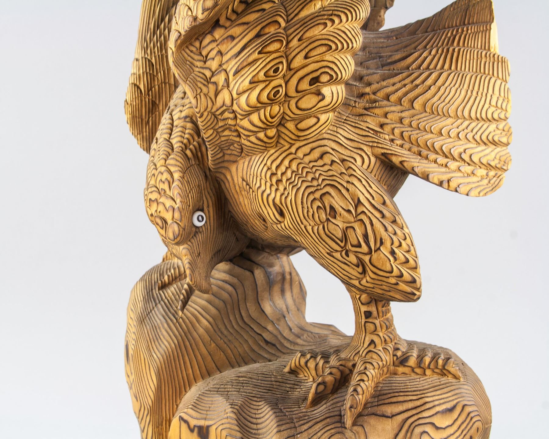 American/Canadian Wood Carved Eagle Statue