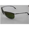 Image 3 : PAIR OF RAY-BAN SUNGLASSES WITH CASE