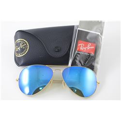 PAIR OF RAY-BAN SUNGLASSES WITH CASE